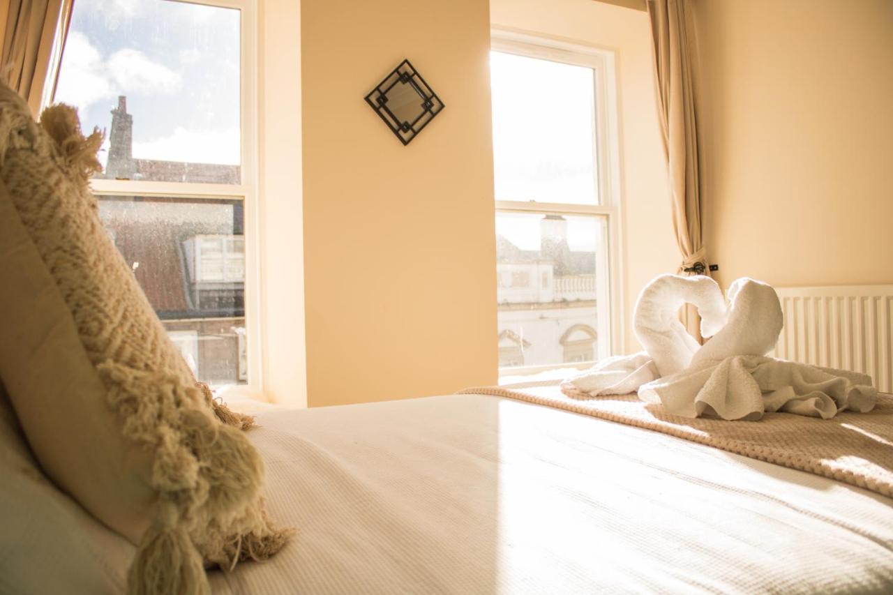 Stunning 3 Double Bedroom Apartment - *Town Centre / Near Beach* Berwick Upon Tweed Kültér fotó
