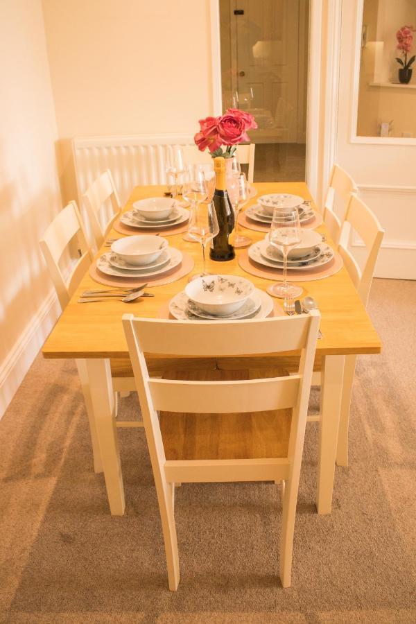 Stunning 3 Double Bedroom Apartment - *Town Centre / Near Beach* Berwick Upon Tweed Kültér fotó